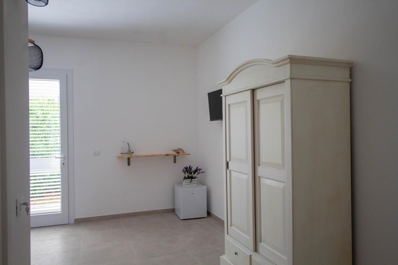 B&B La Penisola Porto Cesareo Exteriör bild