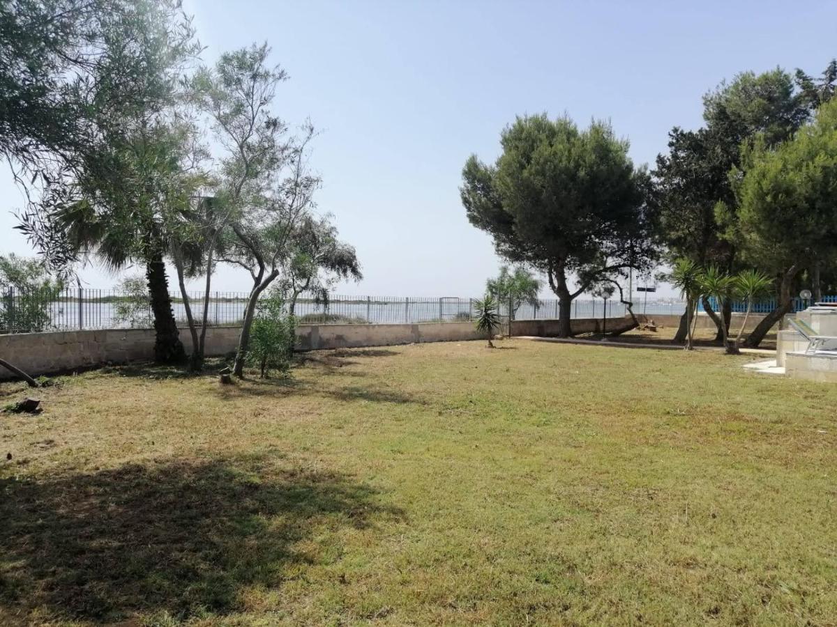 B&B La Penisola Porto Cesareo Exteriör bild