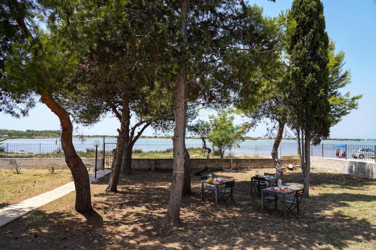 B&B La Penisola Porto Cesareo Exteriör bild